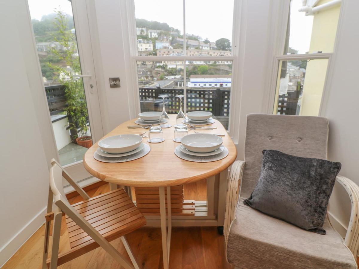 1 River View Looe Buitenkant foto